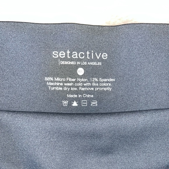 BNWOT SET ACTIVE SCULPTFLEX® LEGGINGS - Picture 8 of 8
